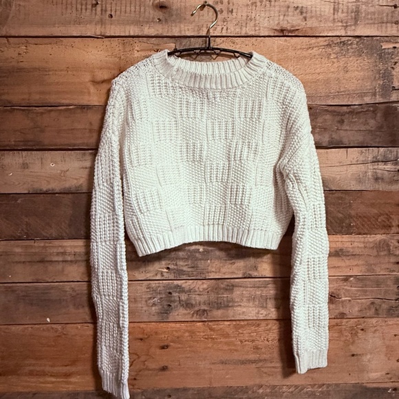 Willow & Wind cropped knit sweater - Picture 3 of 5